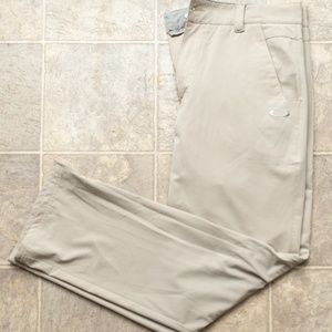 Oakley Take 2.5 Size 34 x 32 Men's Golf Pants